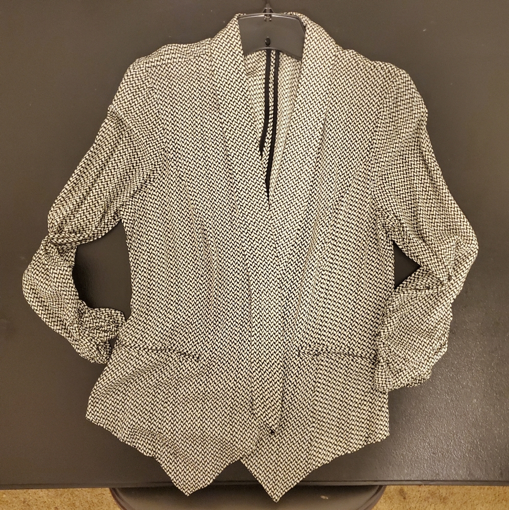 Light weight jacket